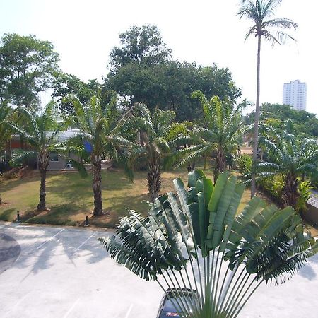 Chic Condominium Unit A303, A306, A307, A308, A406 Karon 외부 사진
