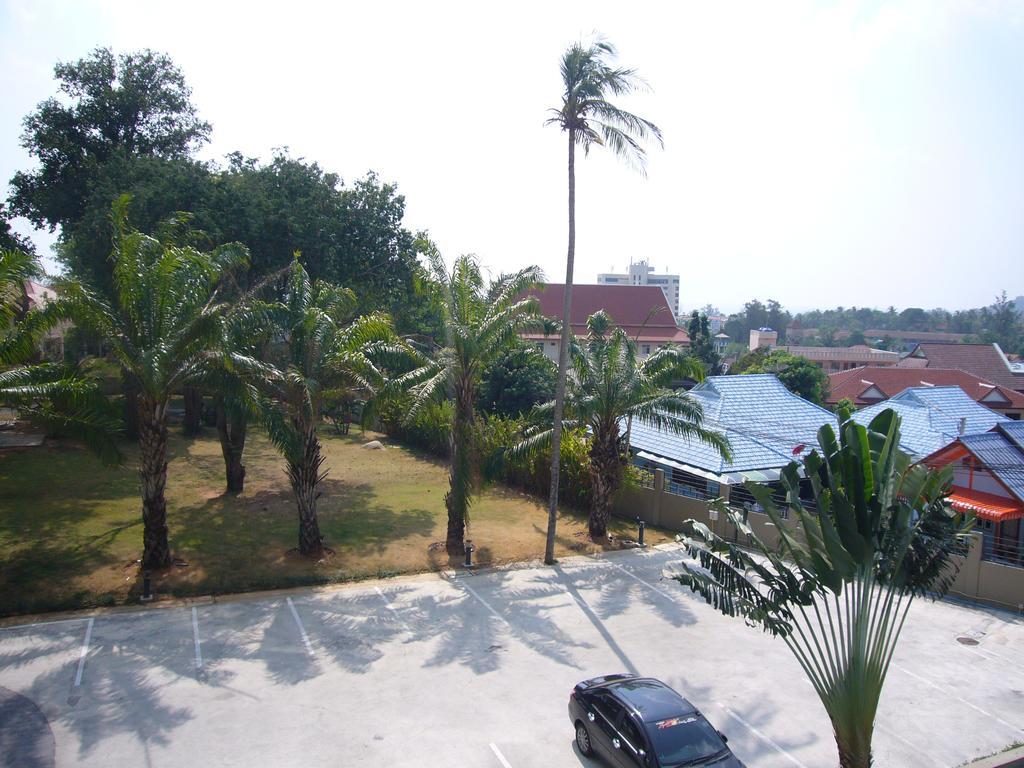 Chic Condominium Unit A303, A306, A307, A308, A406 Karon 외부 사진